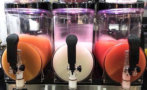 Commercial slushy machines