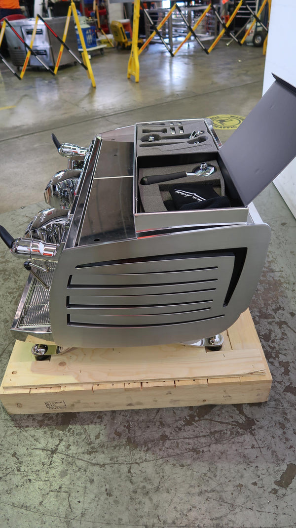 Victoria Arduino VA388 2 Grp Coffee Mach (5)