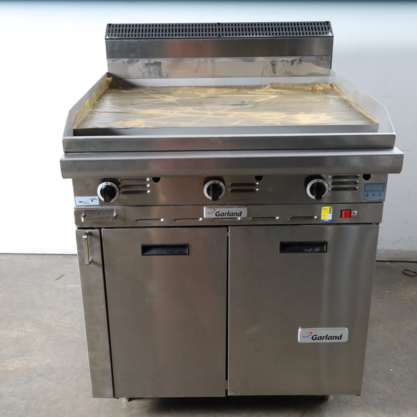 Garland MST47TE 3 Burner Griddle (3)