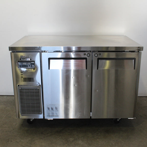 Turbo Air KUR12-2 Undercounter Fridge (3)