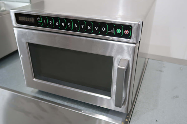 Menumaster DEC18E2A Microwave (4)