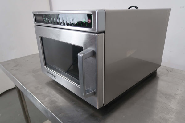 Menumaster DEC18E2A Microwave (2)