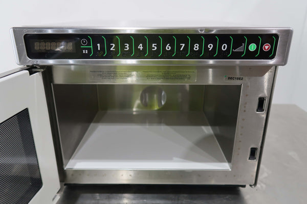 Menumaster DEC18E2A Microwave (5)