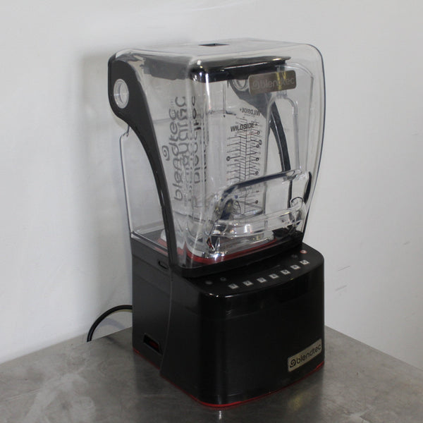 Blendtec STEALTH 885 Blender (2)
