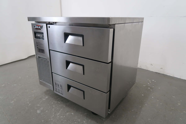 Turbo Air KUF9-3D-3 Undercounter Freezer (2)