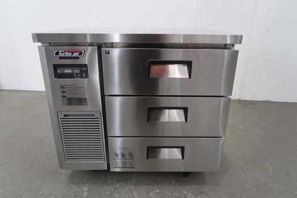 Turbo Air KUF9-3D-3 Undercounter Freezer (3)