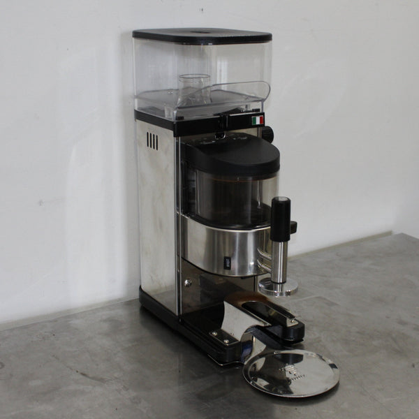 Bezzera BB012AT0IL7D Coffee Grinder (2)