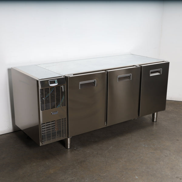 Electrolux RCSN3M3T Undercounter Fridge (2)