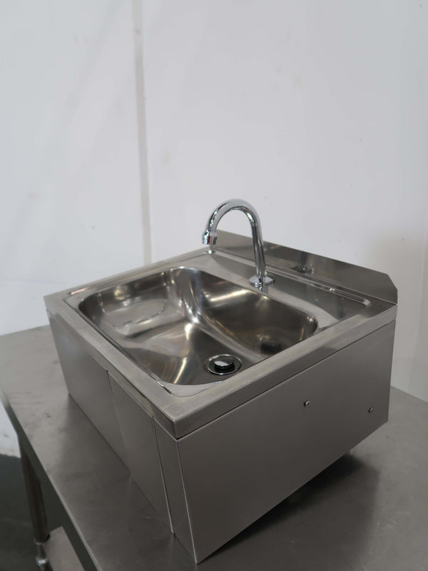 Hand Free Knee Operated Basin (3)