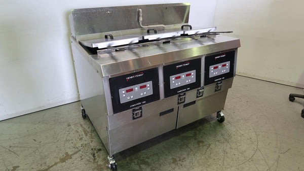 Henny Penny OFQ-323 Deep Fryer - Split P (1)