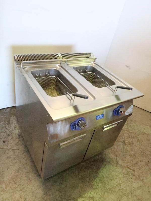 Electrolux E7FRGH2GFO 2 Pan Fryer (1)