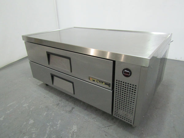 TRUE U-Series 2 Draw Counter Fridge Free (1)