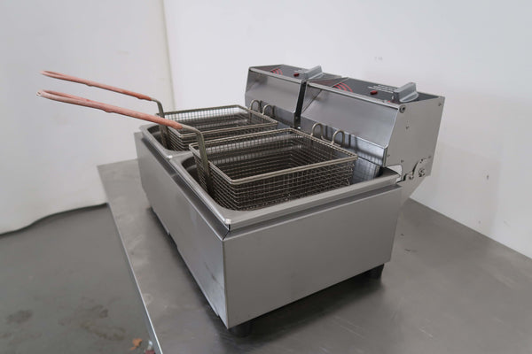 Woodson W.FRT50 Double Pan Fryer (4)