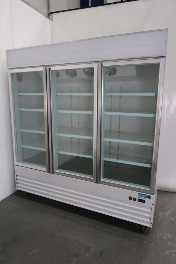 Mitchel SG1.9L3 Upright Fridge (3)