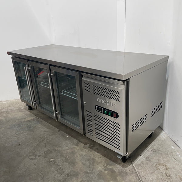 Bromic GN3100TNG Undercounter Fridge (2)