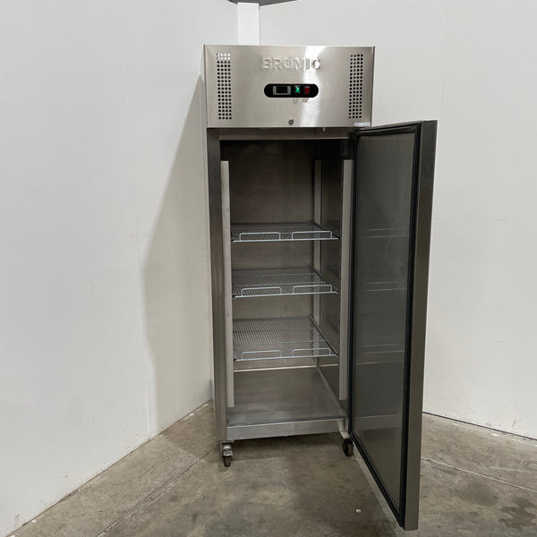 Bromic UC0650SD Upright Fridge (5)