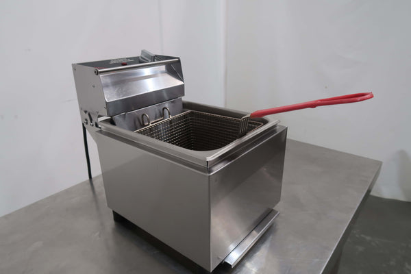 Woodson W.FRS80 Countertop Fryer (4)