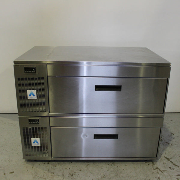 Adande VCS2 Undercounter Fridge/Freezer (3)