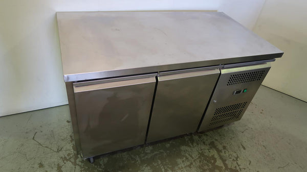 Exquisite USC260H Undercounter Fridge (2)