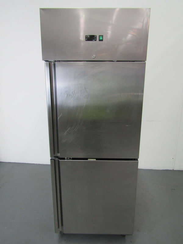 Fed GN650BTM Upright Freezer (2)