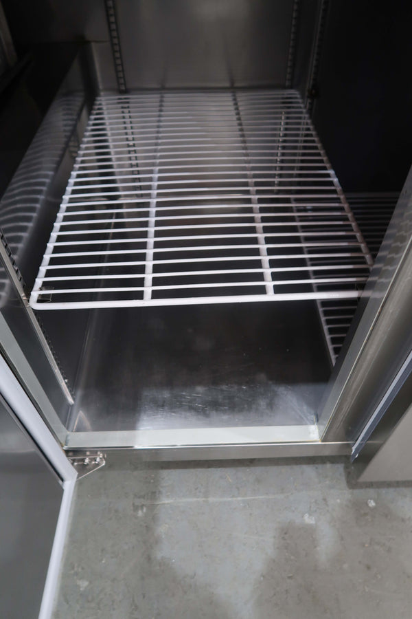 FED PG150FA-Y Sandwich Prep Bench (7)