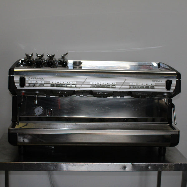 Nuova Simonelli APPIA II Coffee Machine (3)