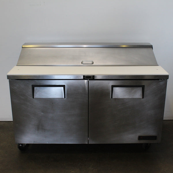 True TSSU-60-16 Sandwich Prep Bench (3)