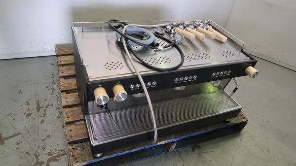 Ascaso BAR-237 3 Group Coffee Machine (1)