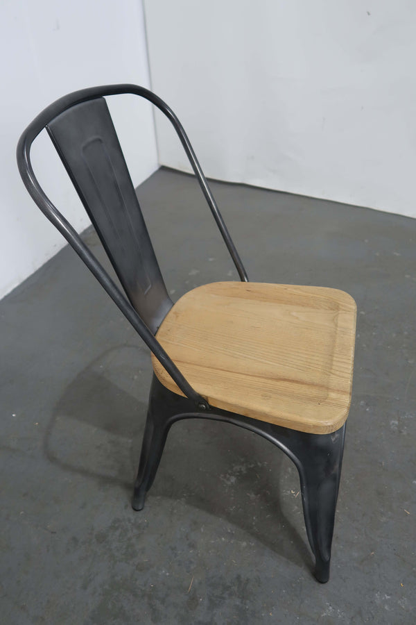 29 x Chairs (4)