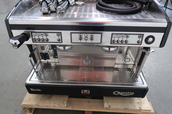 Astoria SAE/2.A1 2 Group Coffee Machine (4)