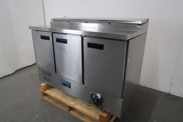 Polar G605-A Sandwich Prep Bench (2)