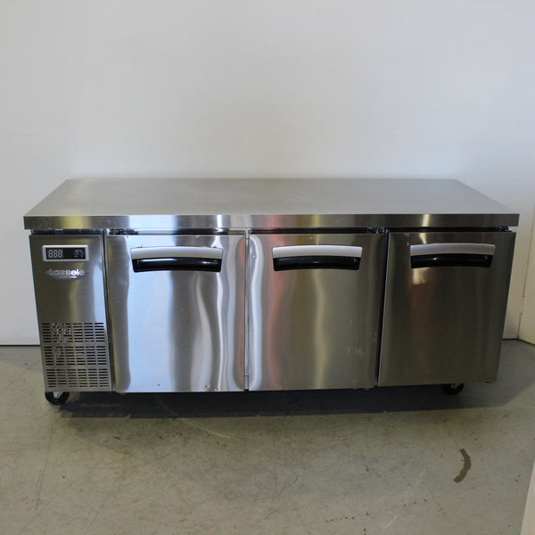 Lassele LNRT-3B-1800 Undercounter Fridge (3)