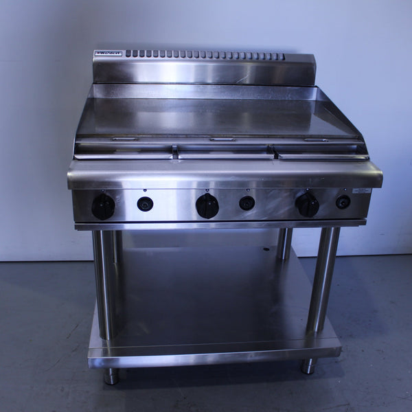 Waldorf RN8609G-LS 3 Burner Griddle (3)