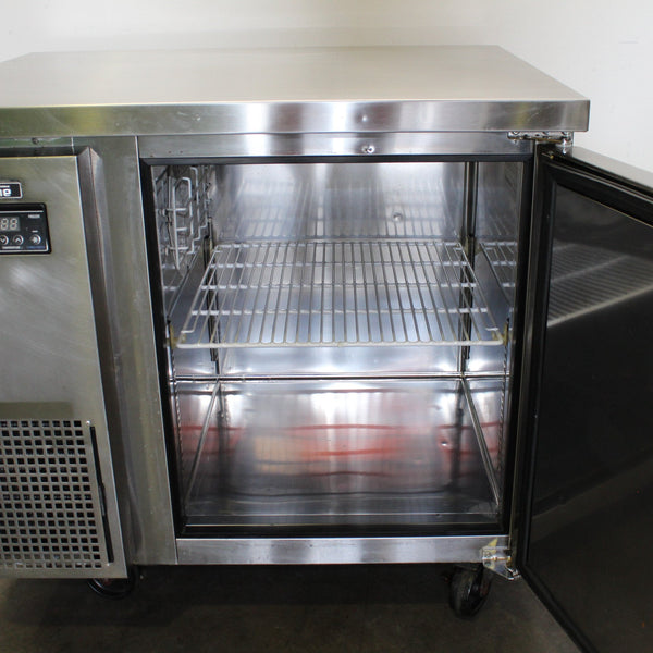 Austune KUF9-1 Undercounter Freezer (4)
