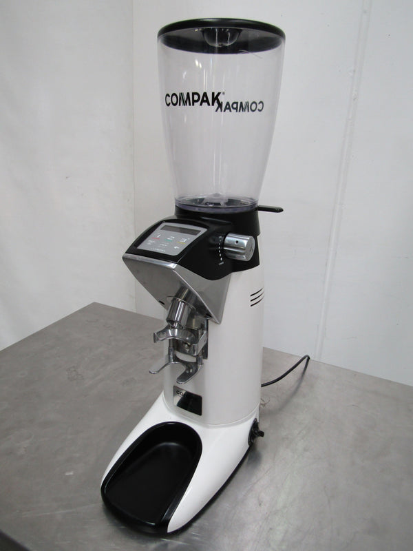 COMPAK - F10 MATT WHITE (1)