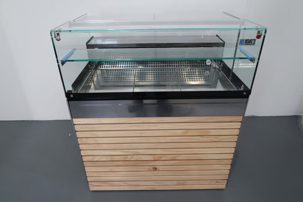 ISA Tavola Fredda Refrigerated Display (2)