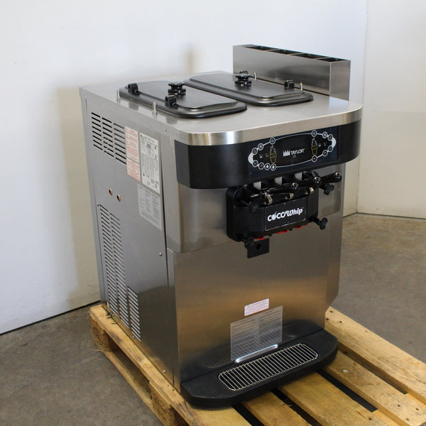 Taylor C722-40 Ice Cream Machine (2)