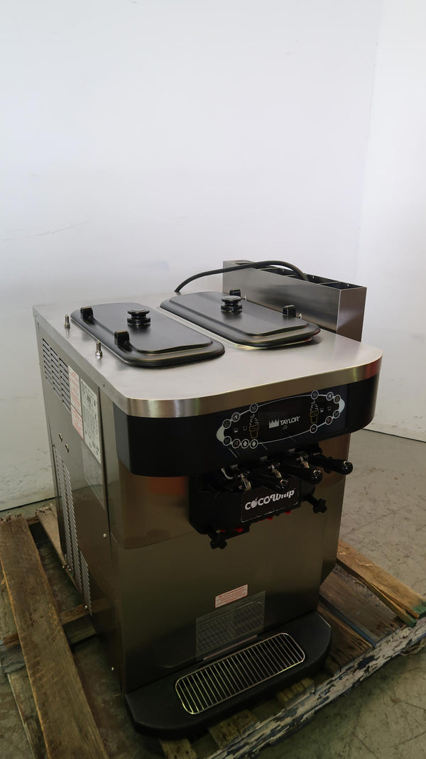 Taylor C722-40 Ice Cream Machine (1)