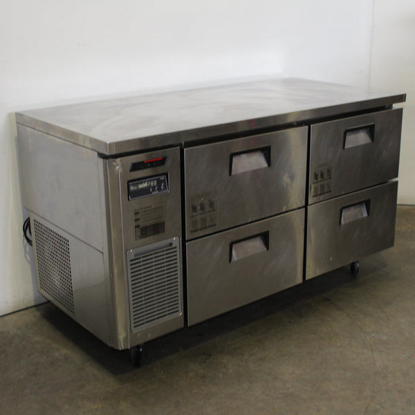 TurboAir KUF15-2D-4 Undercounter Freezer (2)