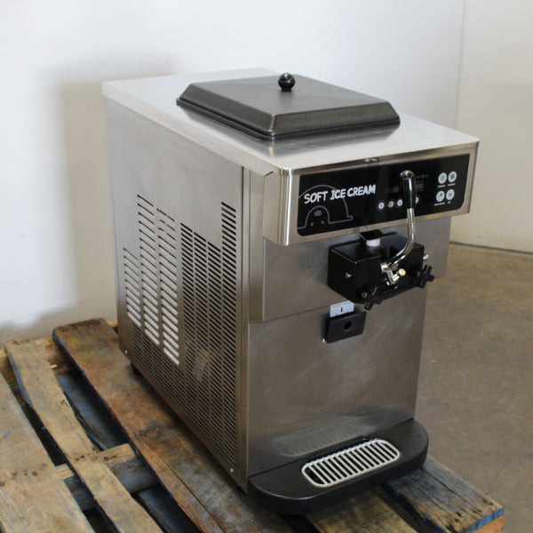 Icetro SSI-151TG Ice Cream Machine (2)