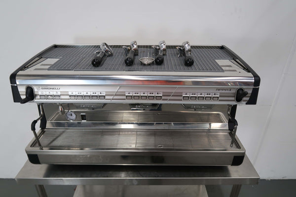 Nuova Simonelli APPIA II Coffee Machine (2)