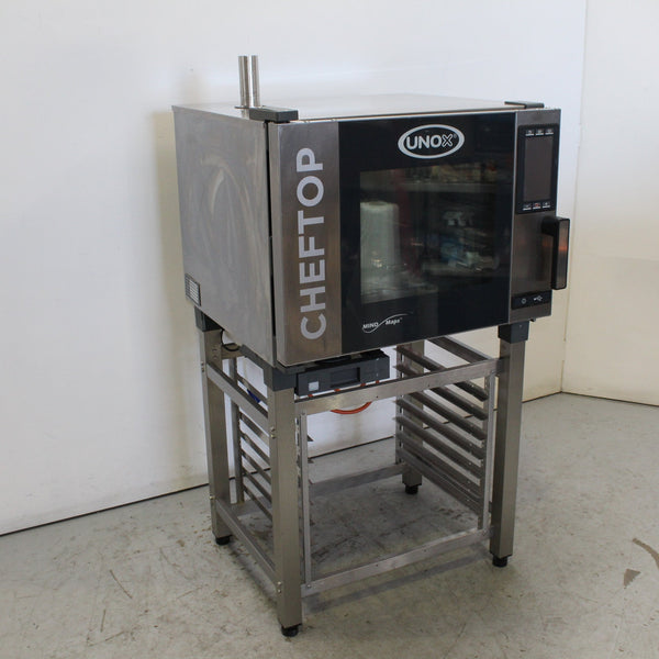 Unox XEVC-0511-EPR 5 Tray Combi Oven (2)