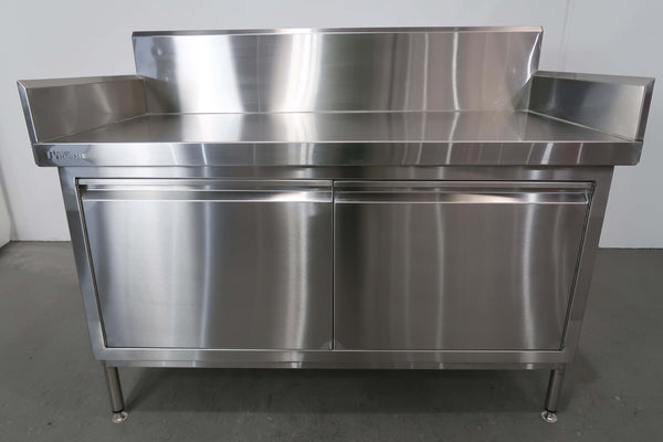Simply Stainless Bench with Splashback (3)