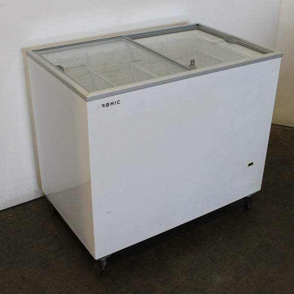 Bromic CF0300FTFG Chest Freezer (2)