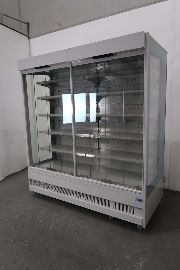 Isa Infinity New - Reach In Display (2)