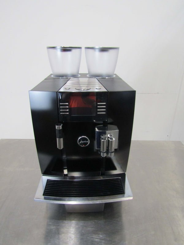 Jura GIGA X8C Semi Auto Coffee Machine (2)