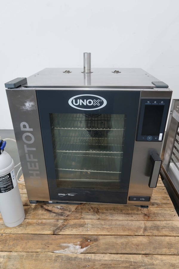 Unox XEVC-0711-GPR 7 Tray Combi Oven (5)