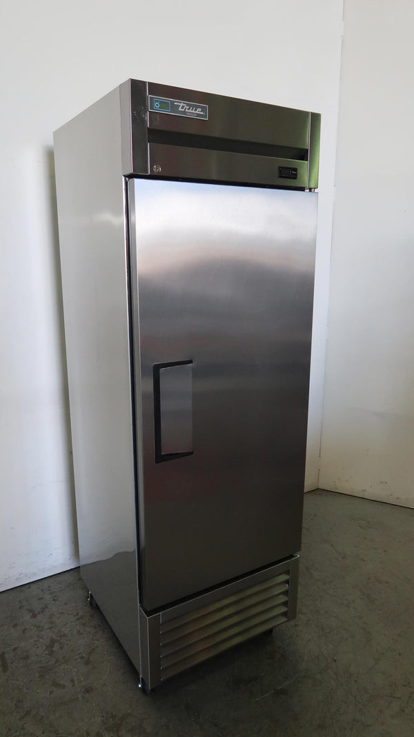 True T-23F-HC Upright Freezer (1)