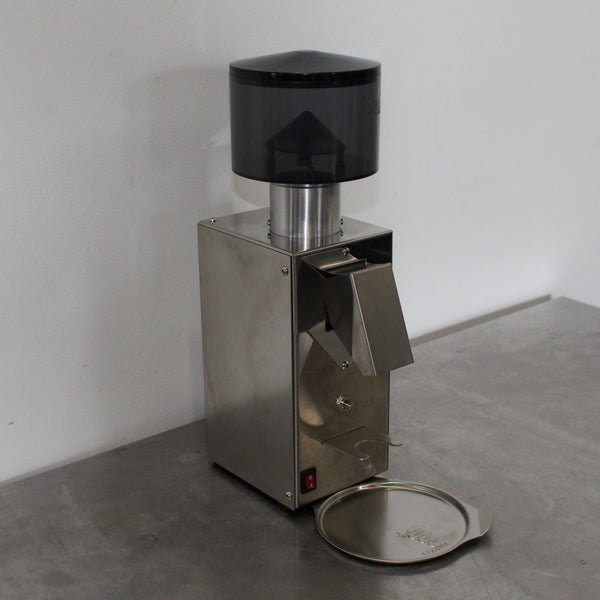 Bezzera BB005 Manual Coffee Grinder (2)