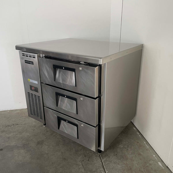 Skope BC090CS-3R00S-E Undercounter Fridg (2)